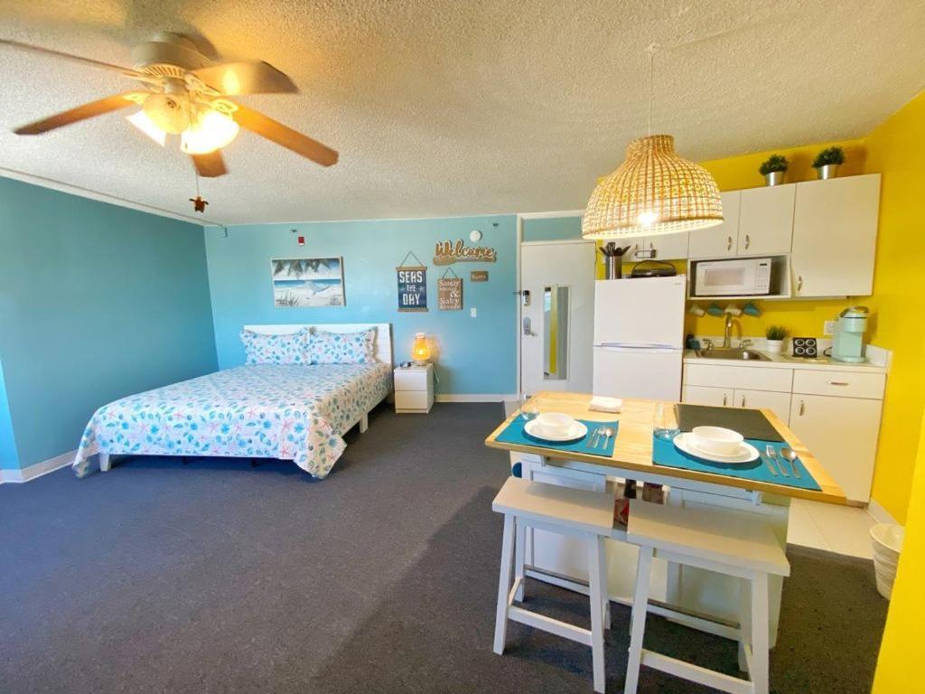 Harbour Beach Resort Studios! Daytona Beach Exterior photo