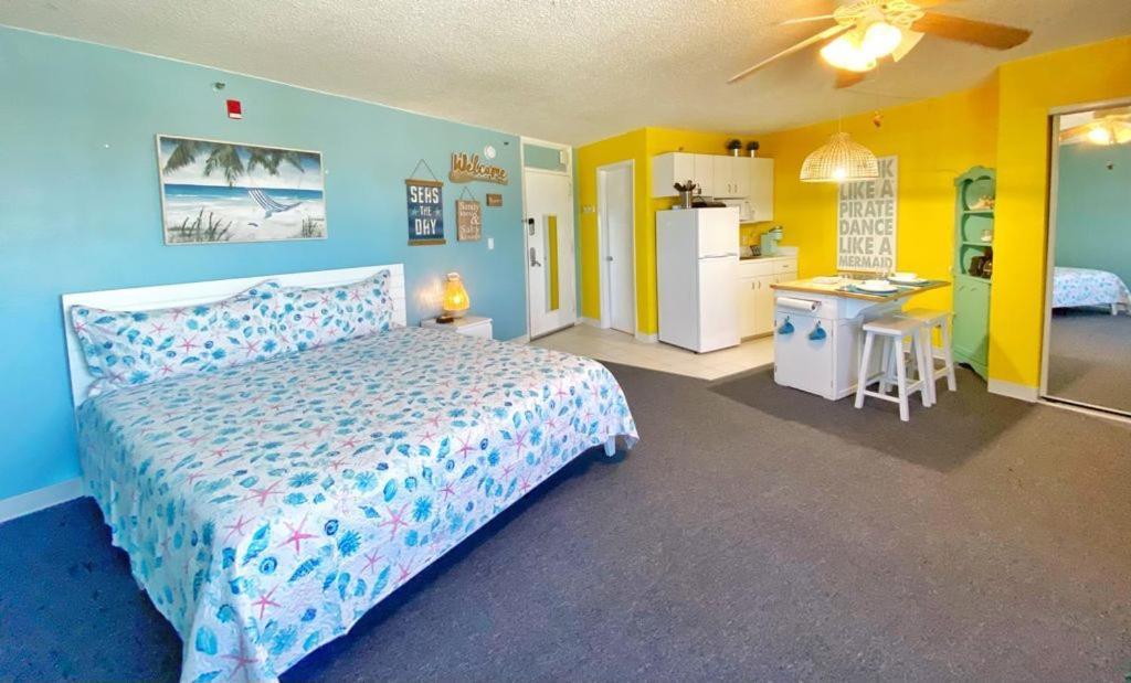 Harbour Beach Resort Studios! Daytona Beach Exterior photo