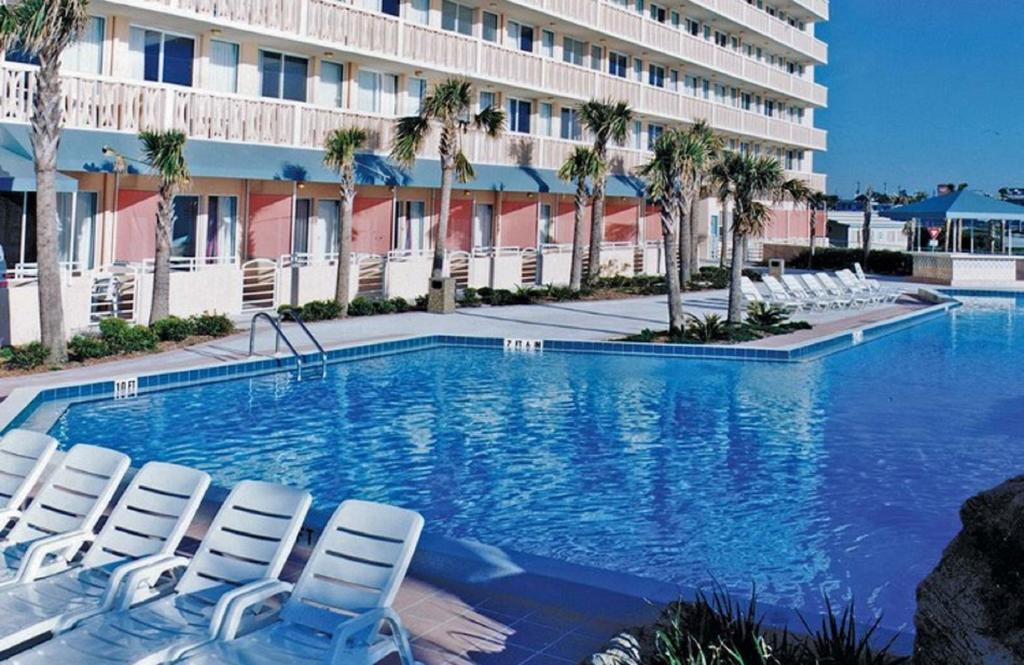 Harbour Beach Resort Studios! Daytona Beach Exterior photo