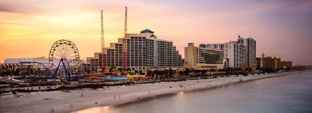 Harbour Beach Resort Studios! Daytona Beach Exterior photo